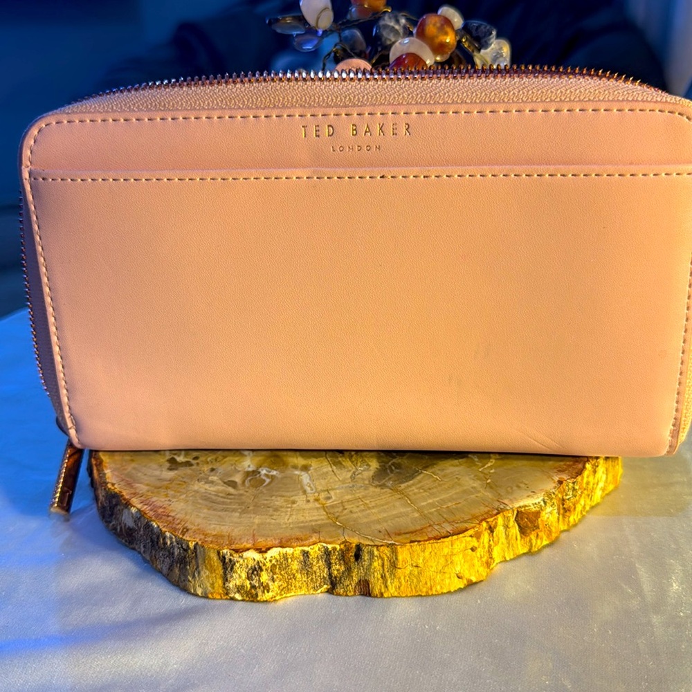 NWOT!! Ted Baker wallet. - Picture 2 of 9